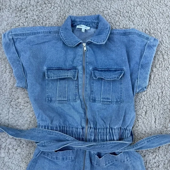 EXPRESS X LADYGANG DENIM JUMPSUIT ZIP JEAN UTILITY JUMPSUIT TIE WAIST Size 2 - Picture 4 of 9